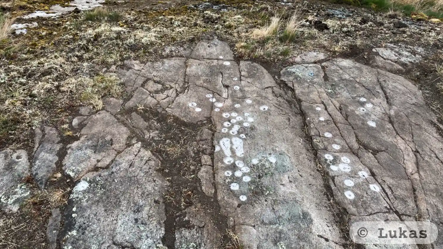 Hällristning L1970:9335 i Jörlanda socken, Stenungsund kommun