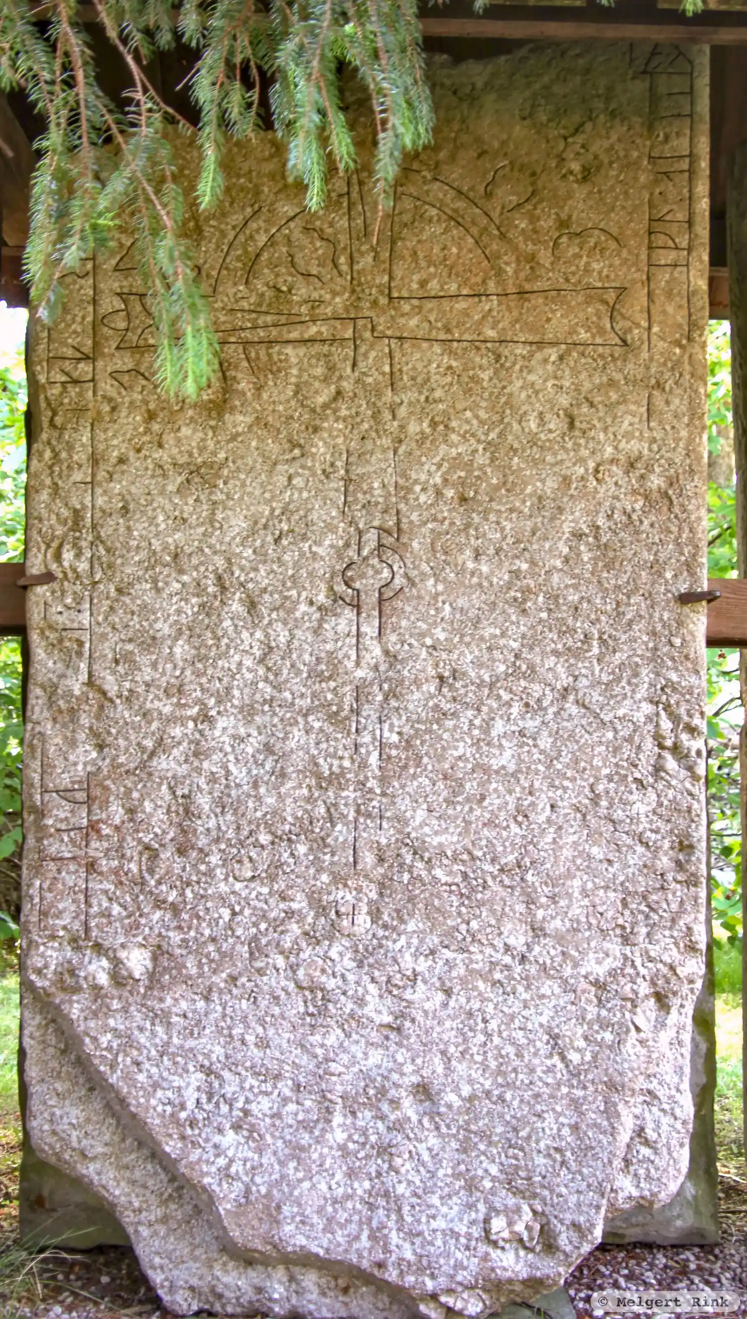Runic inscription in grave context G26, L1975:1847 in Öja parish, Gotland municipality