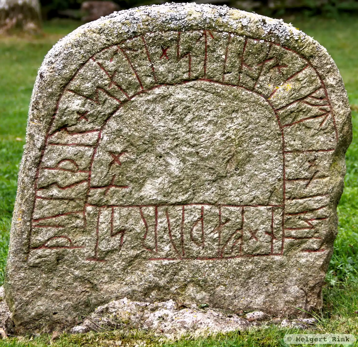 Runic inscription in grave context Vg23 - Vg27B - VgATA3940/64, L1962:5183 in Häggesled parish, Lidköping municipality
