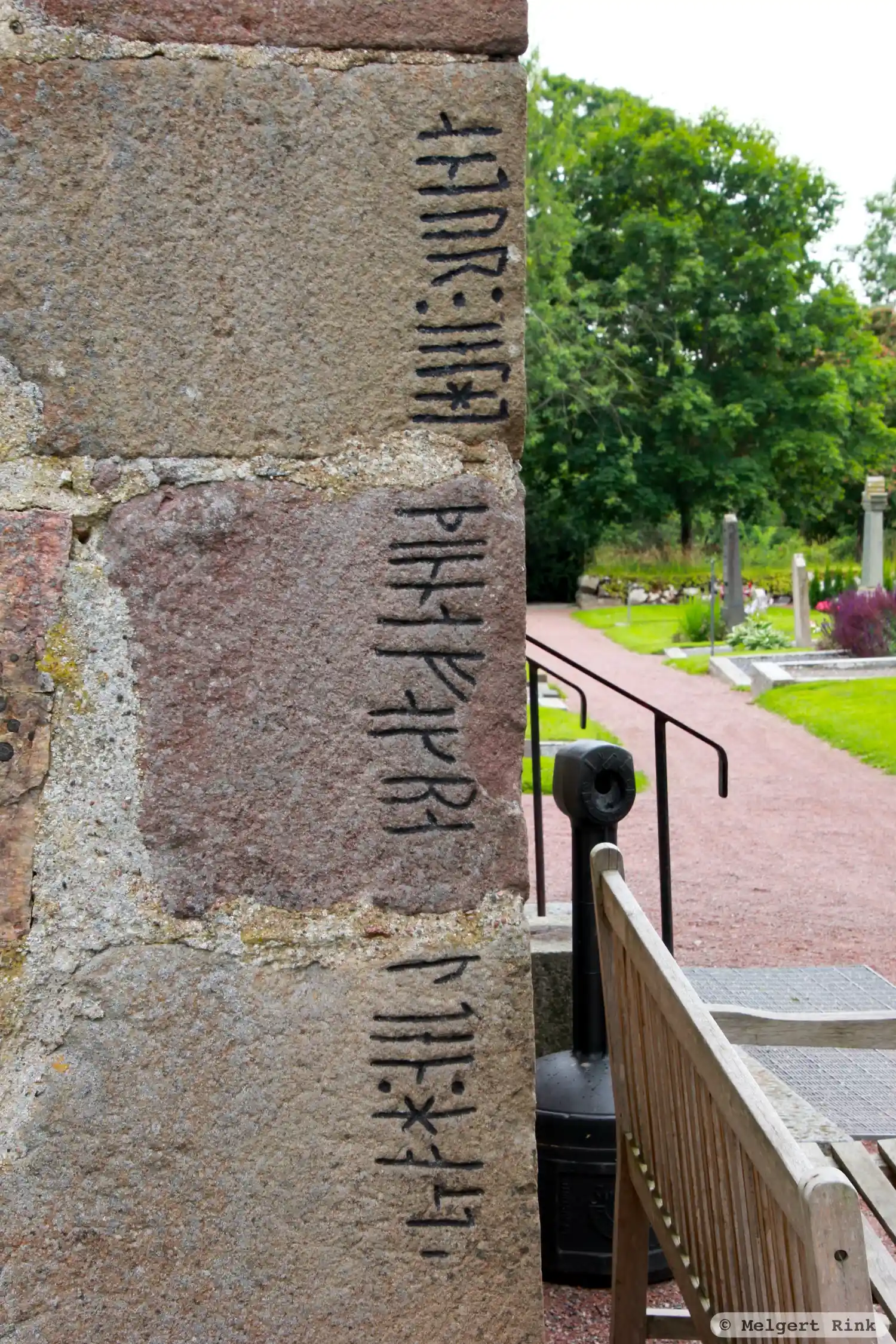 Runic inscription U219, L2014:2306 in Vallentuna parish, Vallentuna municipality