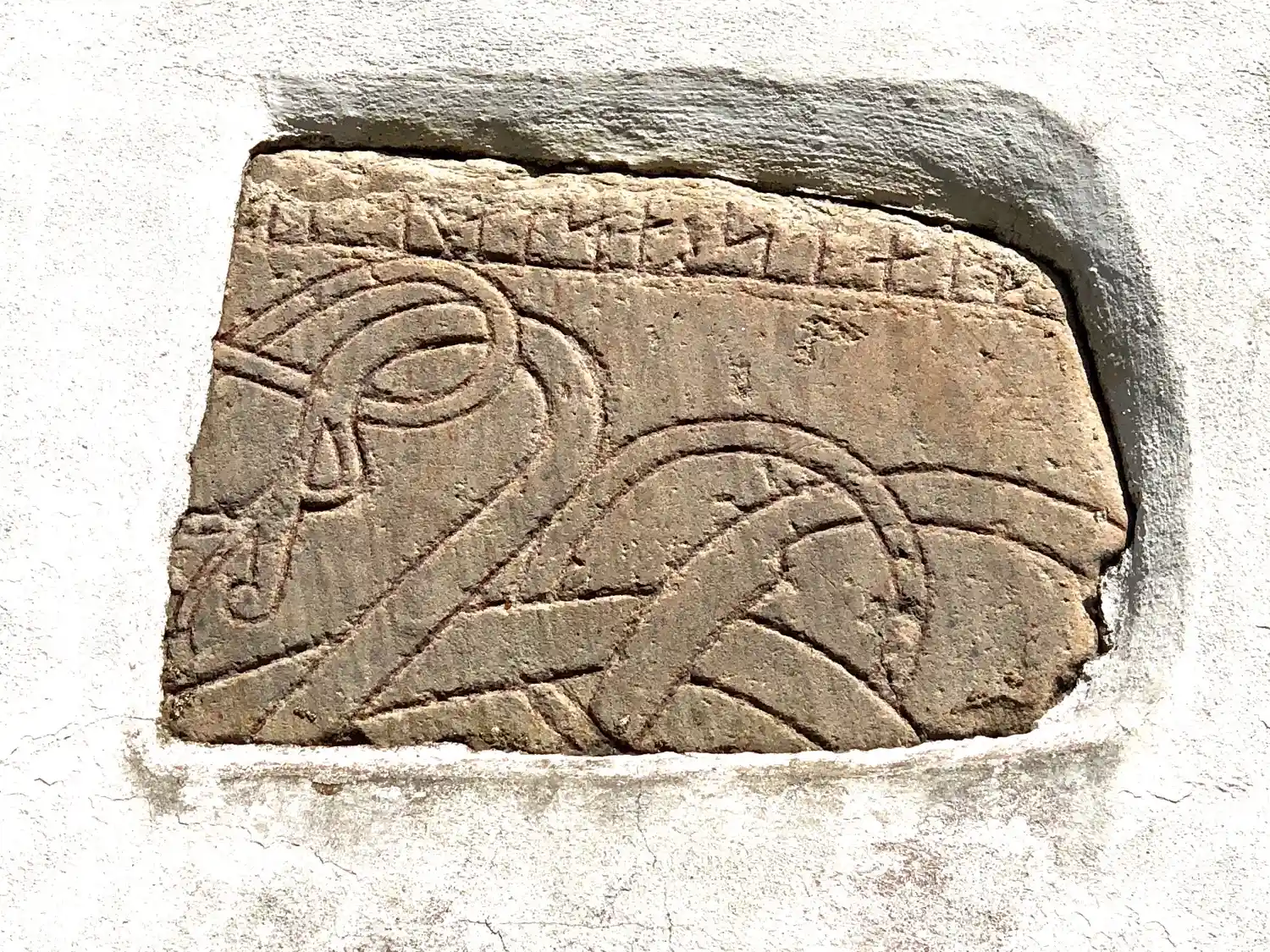 Runic inscription U416, L2016:8125 in Norrsunda parish, Sigtuna municipality