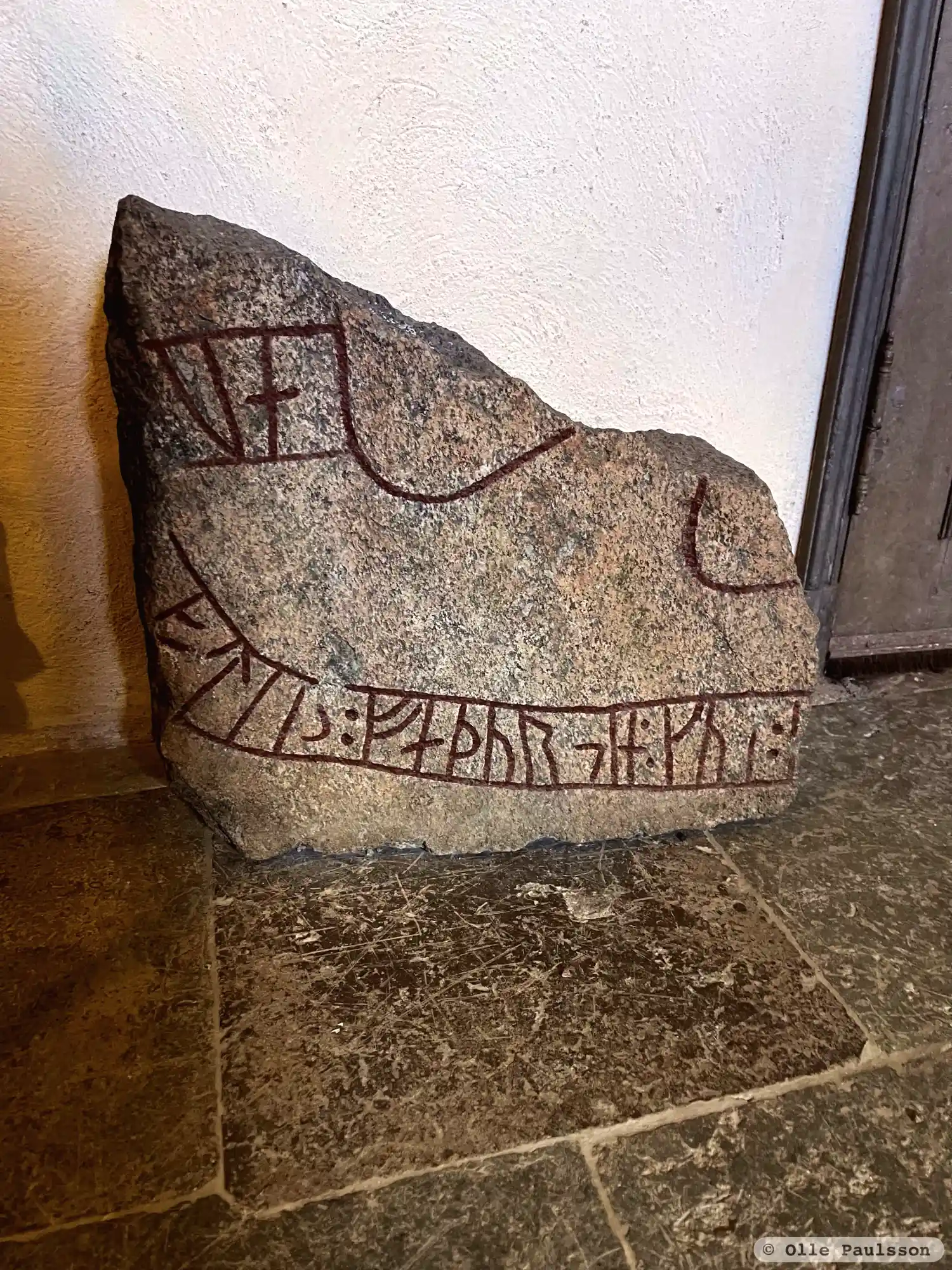 Runic inscription U967, L1941:4005 in Vaksala parish, Uppsala municipality
