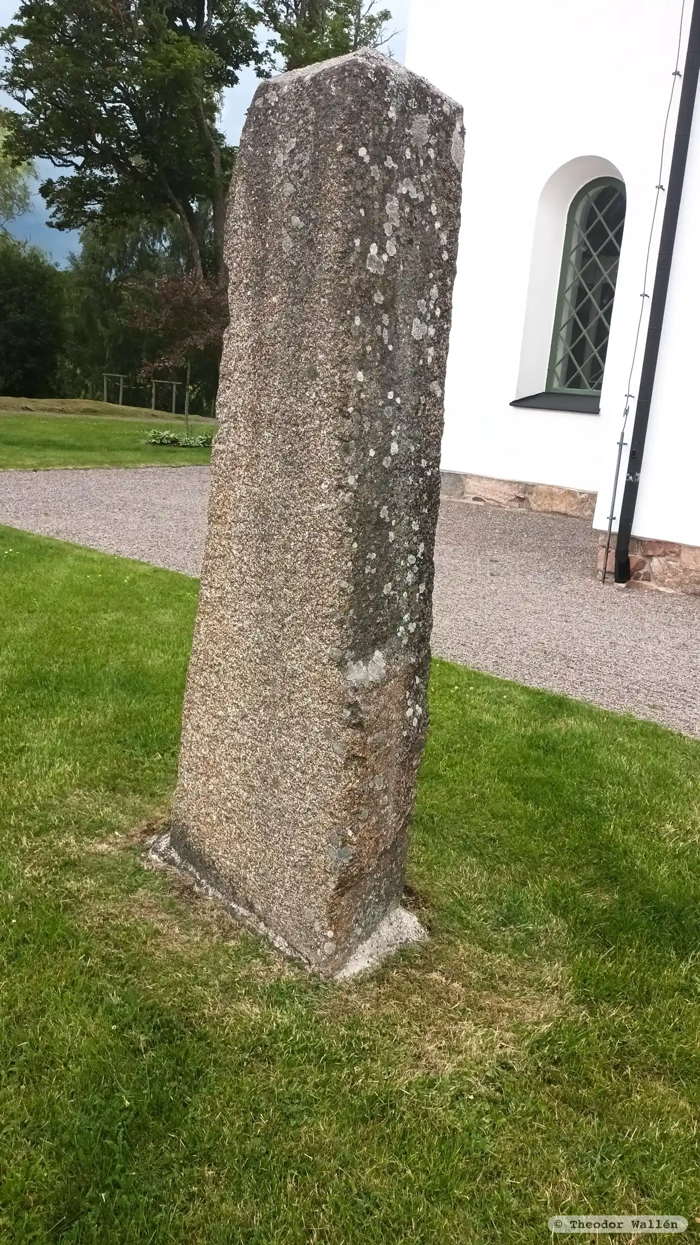 Piedra rúnica Ög200, L2010:3238 en Sya parroquia, Mjölby municipio