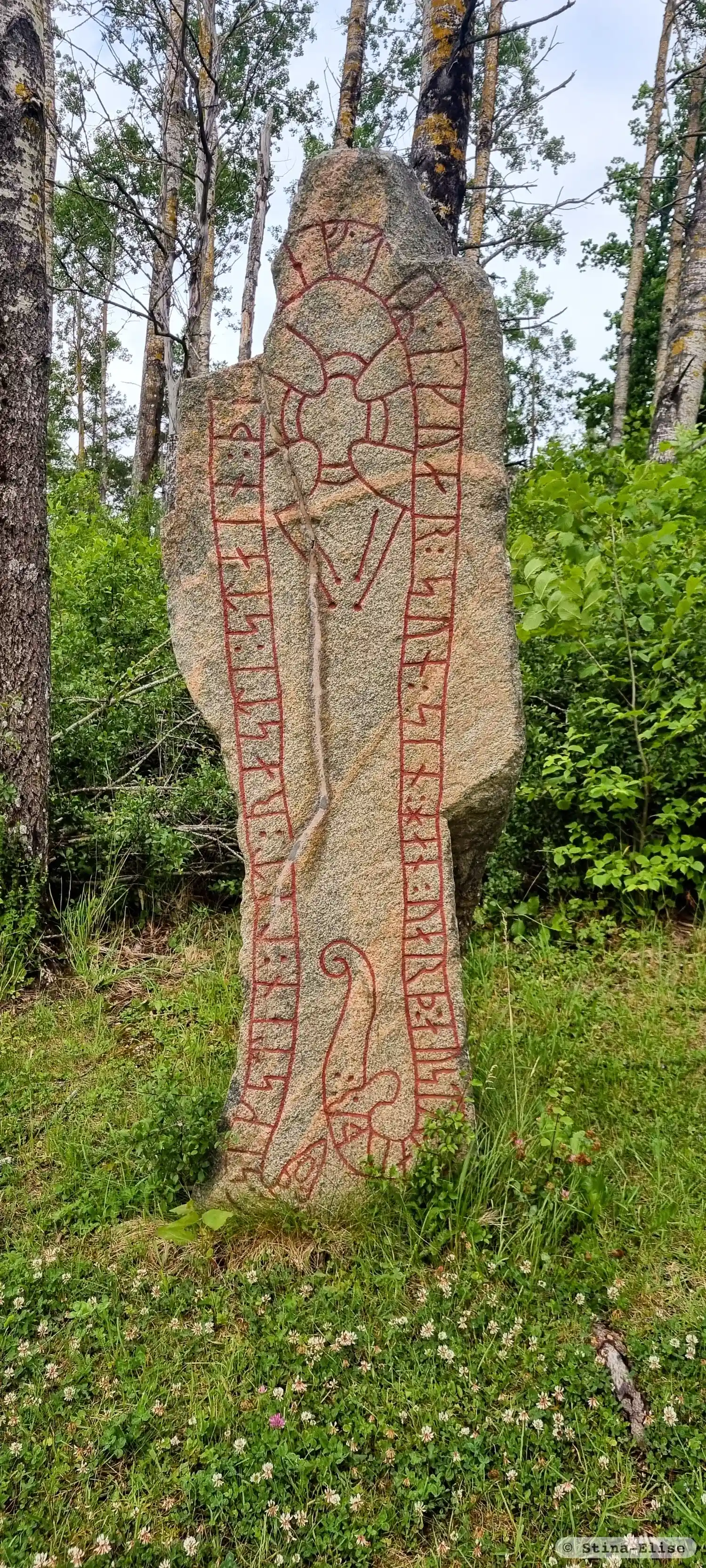 Rune-stone Ög30, L2010:1216 in Täby parish, Täby municipality