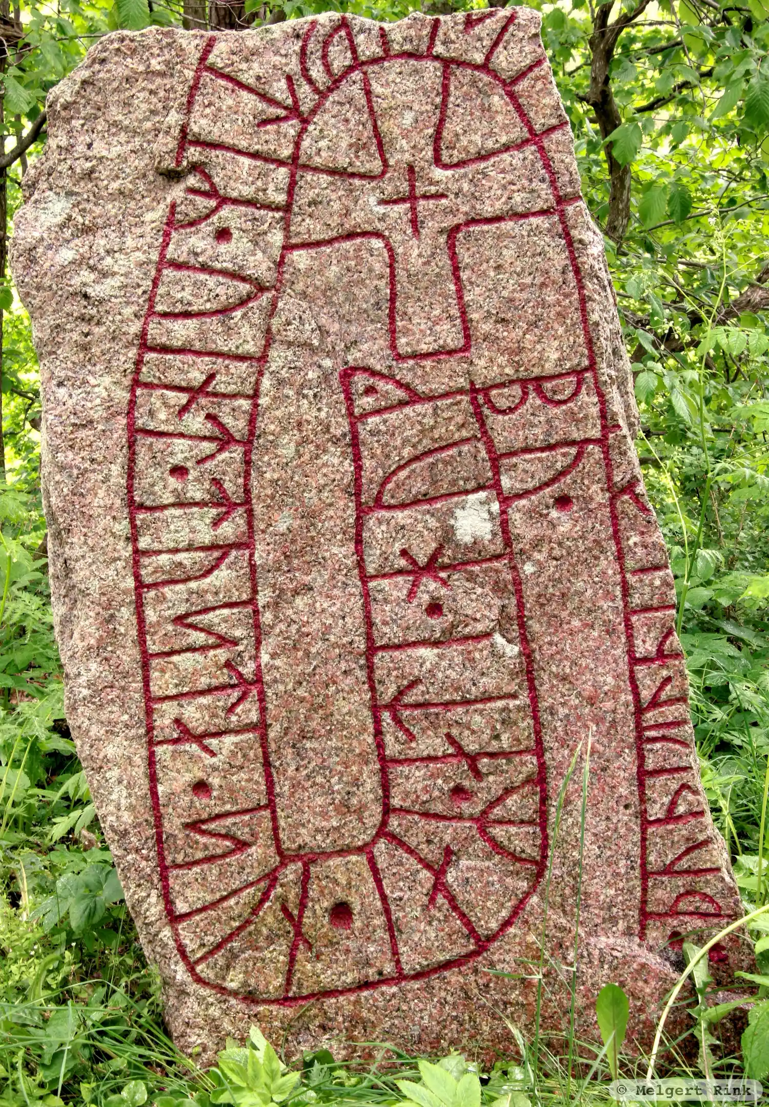 Rune-stone Ög82, L2011:396 in Högby parish, Mjölby municipality