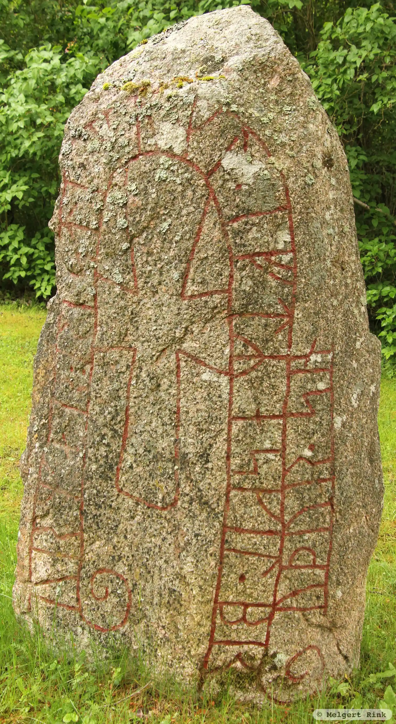 Rune-stone Ög89, L2012:9833 in Högby parish, Mjölby municipality