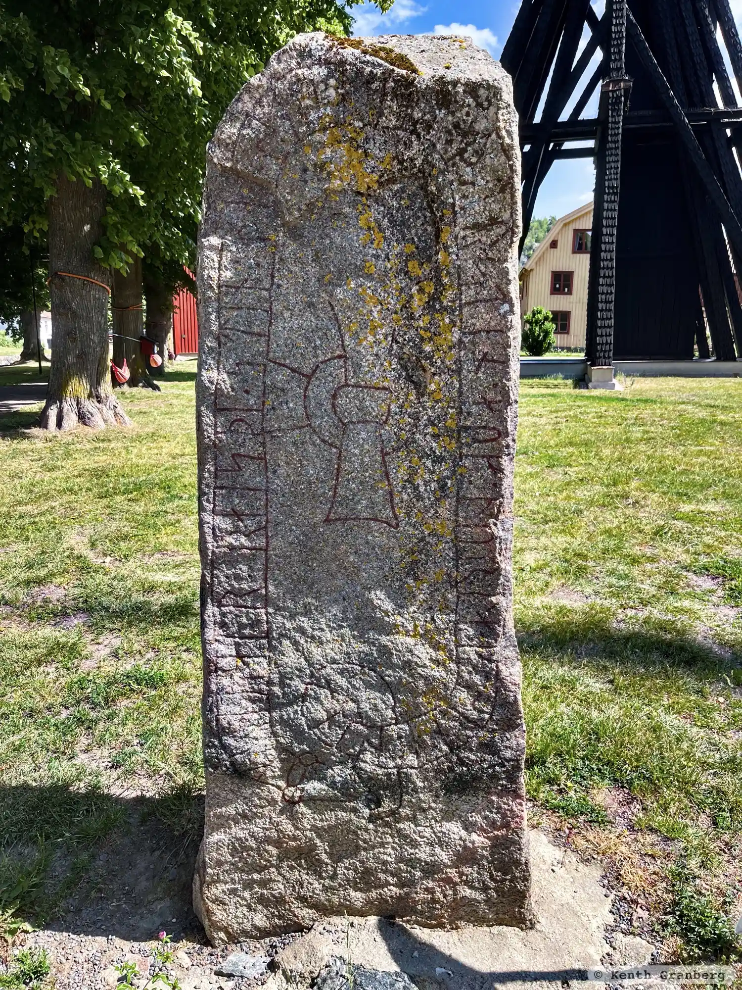 Rune-stone ÖgFv1966;102, L2010:3234 in Söderköping parish, Söderköping municipality