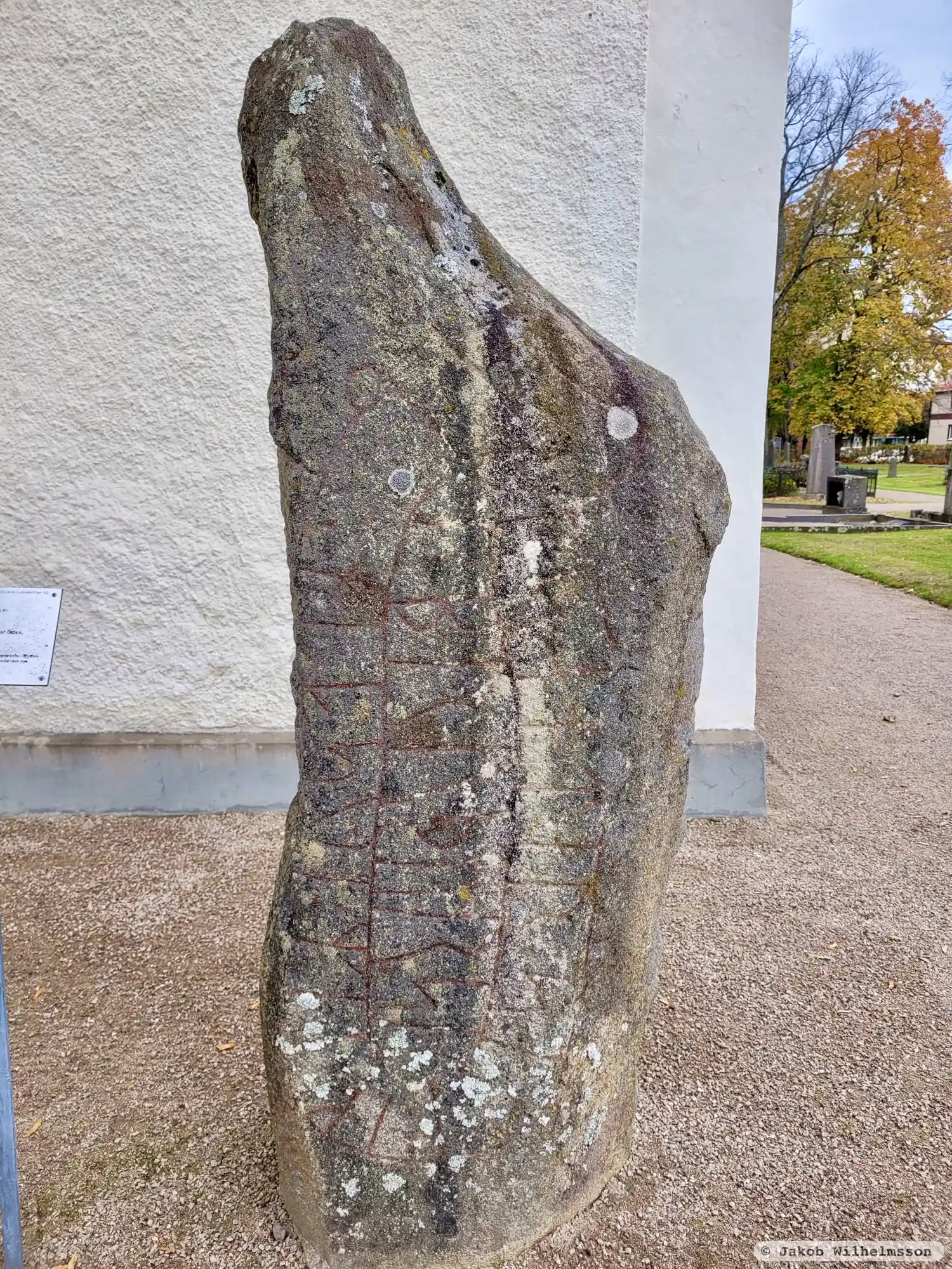 Rune-stone Sm106, L1973:9879 in Vetlanda parish, Vetlanda municipality