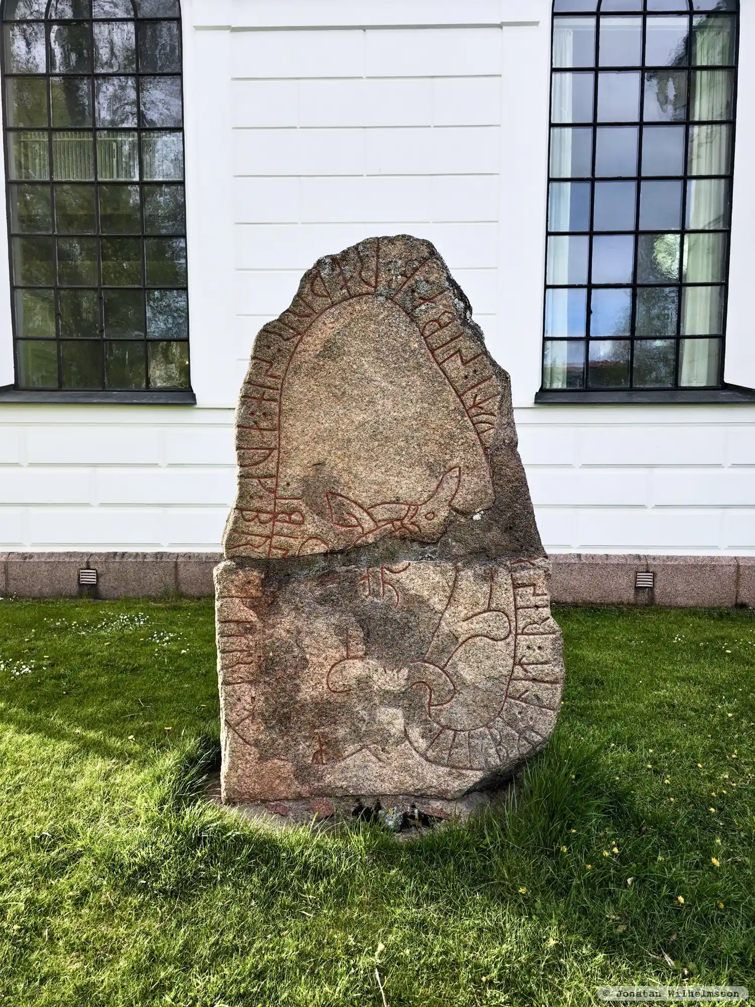 Rune-stone Sm130, L1974:6311 in Eksjö parish, Eksjö municipality