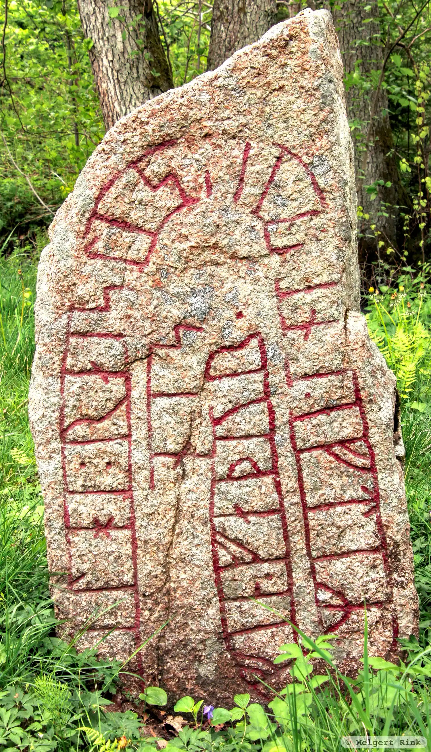 Rune-stone Sm132, L1974:7722 in Flisby parish, Nässjö municipality