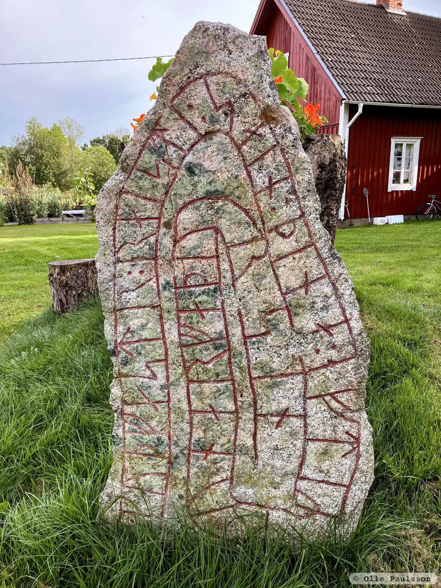 Rune-stone Sm134, L1973:1055 in Hult parish, Eksjö municipality