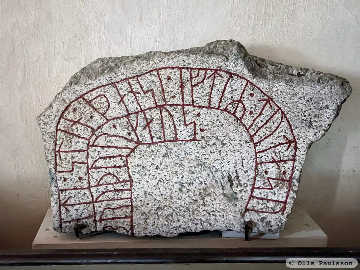 Rune-stone Sm98, L1973:6974 in Myresjö parish, Vetlanda municipality