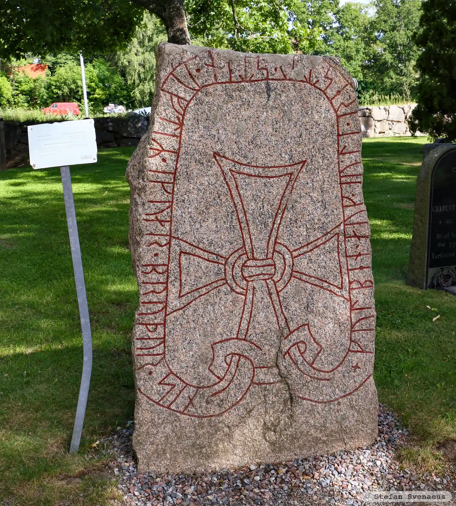 Rune-stone Sö362, L1983:4475 in Tumbo parish, Eskilstuna municipality
