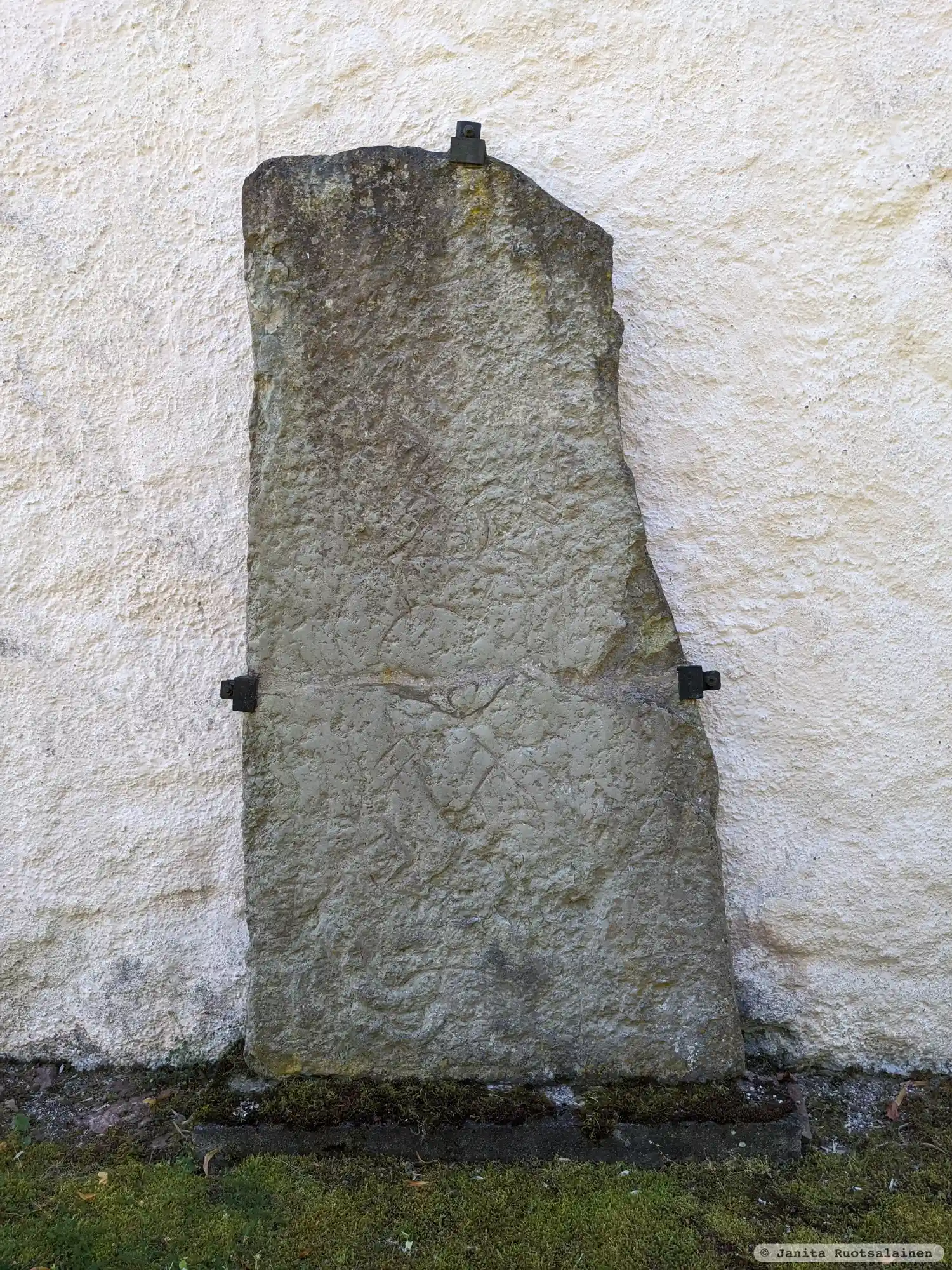 Rune inscriptions in Hammarby parish