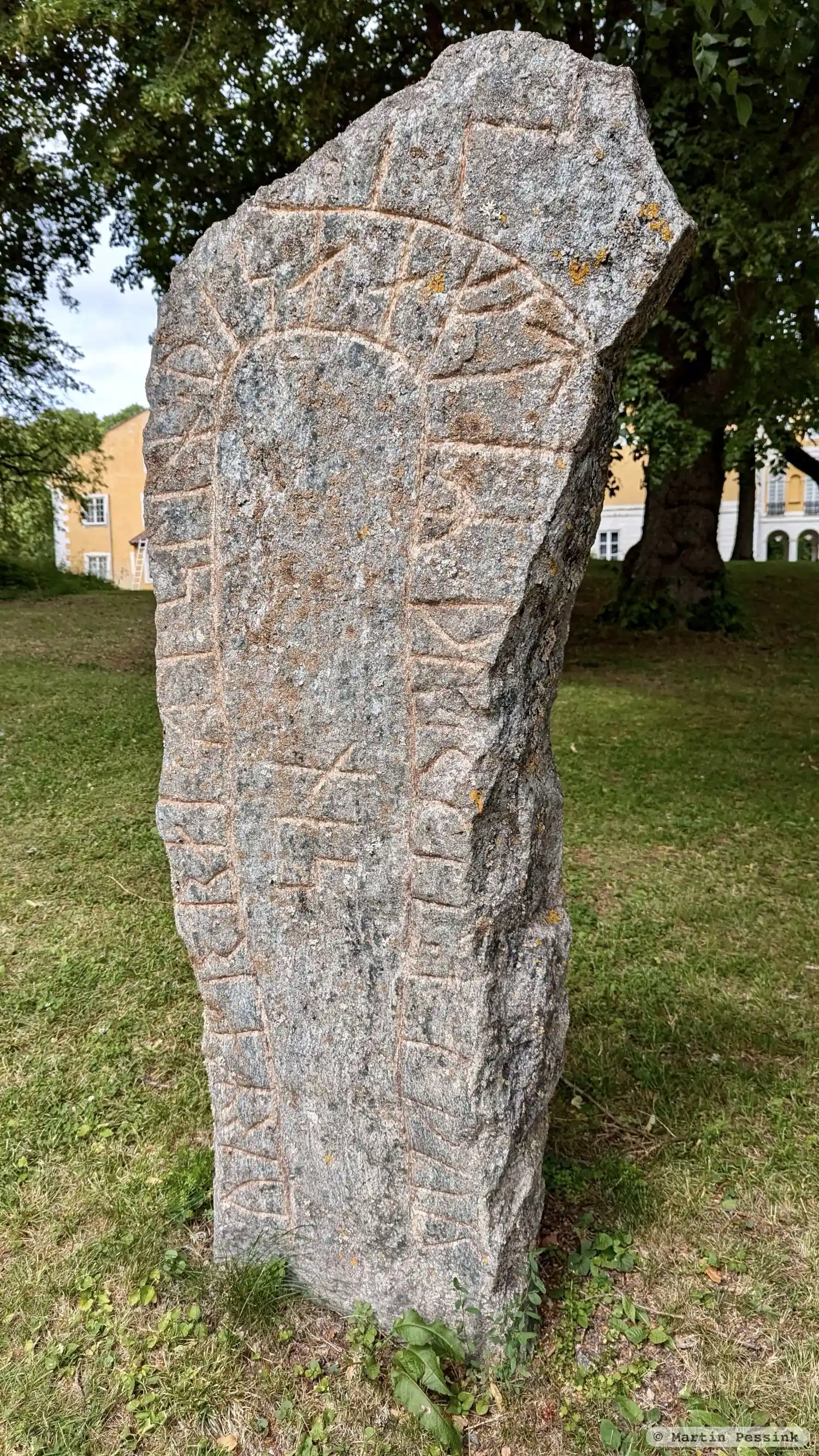 Rune-stone SöFv1973;189, L1984:1837 in Julita parish, Katrineholm municipality