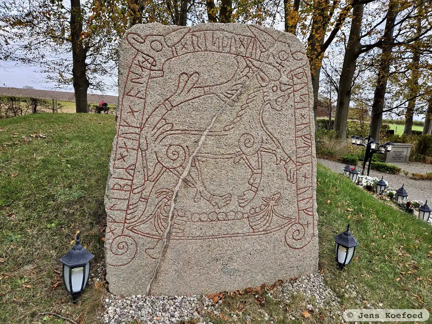 Rune-stone Tullstorpstenen, DR271, L1988:7558 in Tullstorp parish, Trelleborg municipality