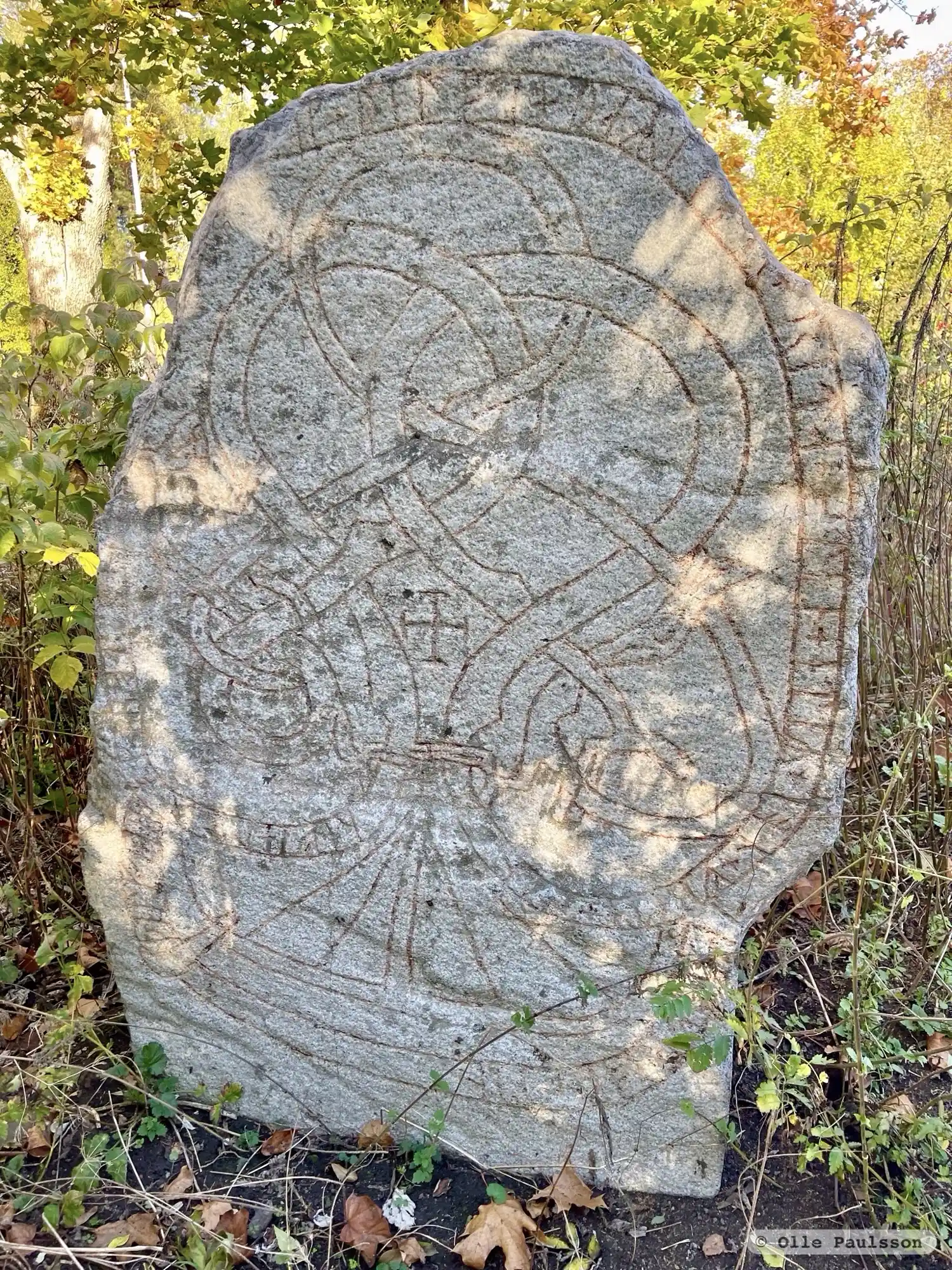 Rune-stone U1052, L1944:5630 in Björklinge parish, Uppsala municipality