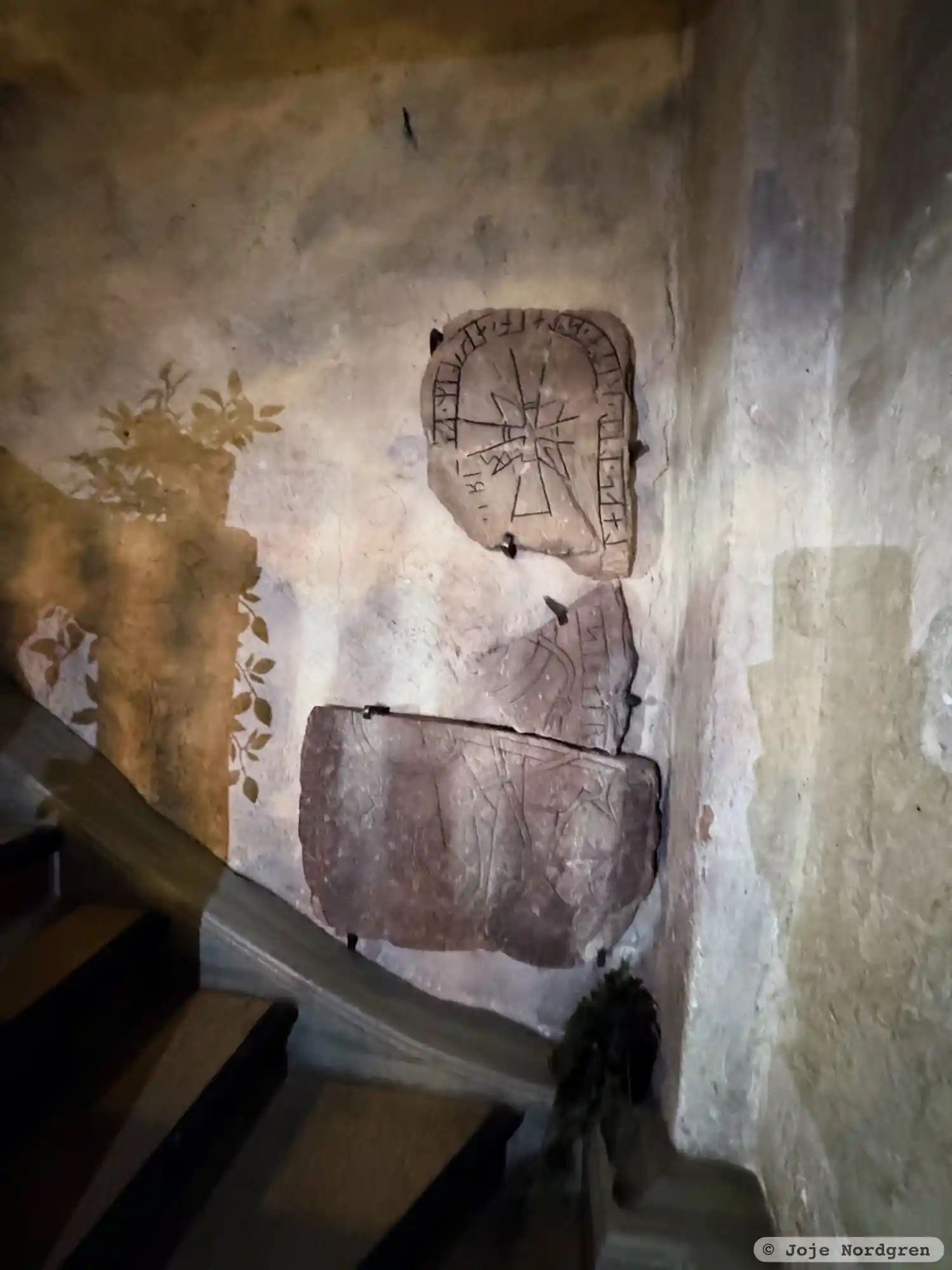 Rune-stone U129, L2017:580 in Danderyd parish, Danderyd municipality