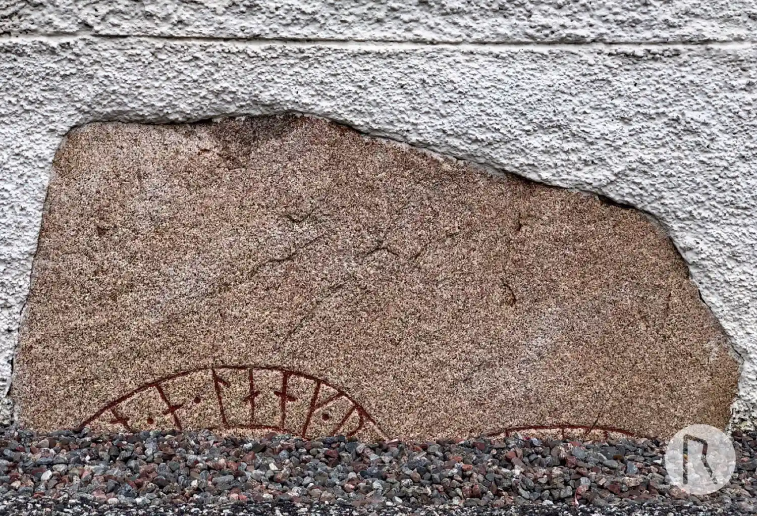 Rune-stone U133, L2015:9878 in Täby parish, Täby municipality