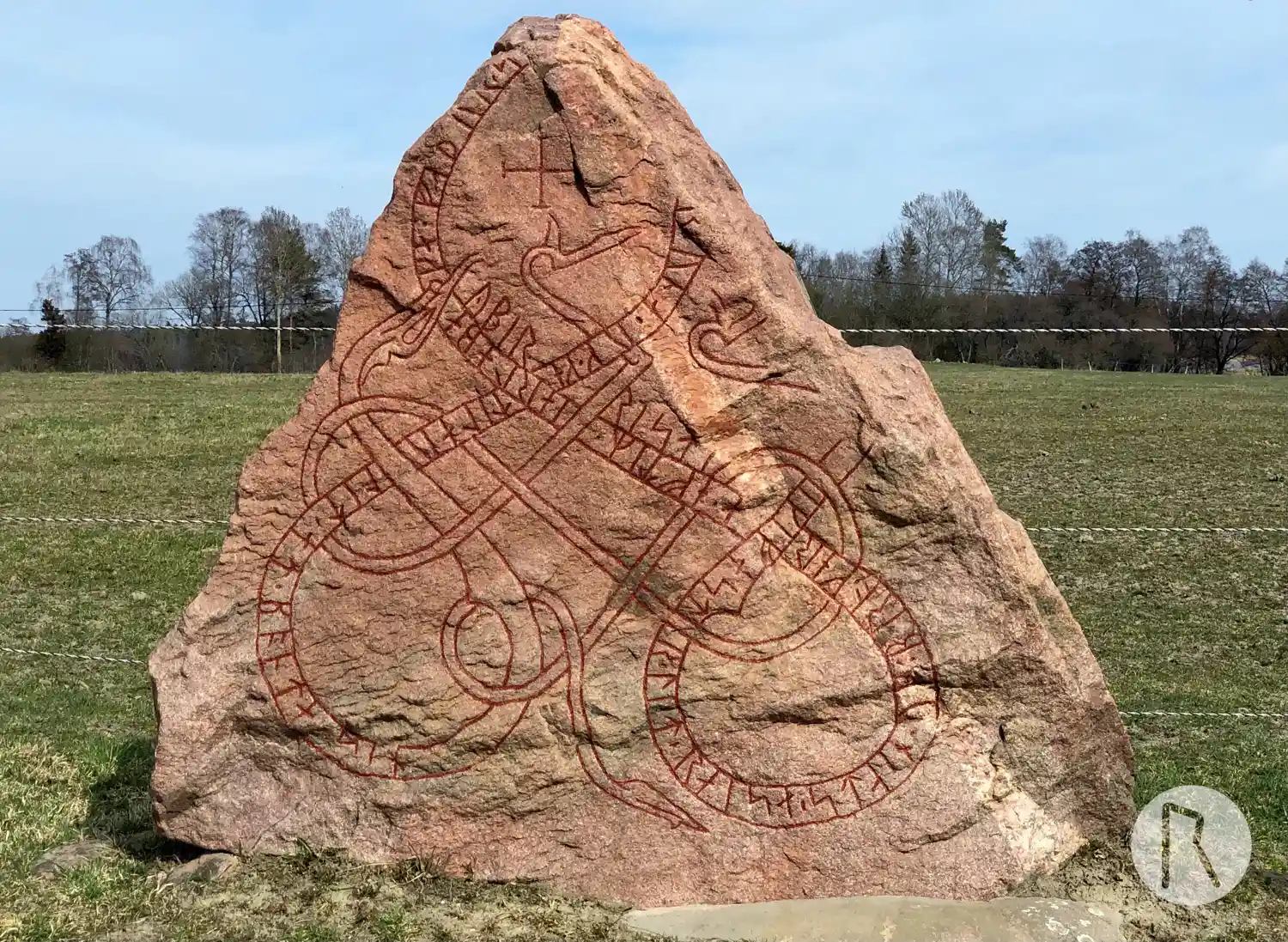 Rune-stone U142, L2014:425 in Täby parish, Täby municipality