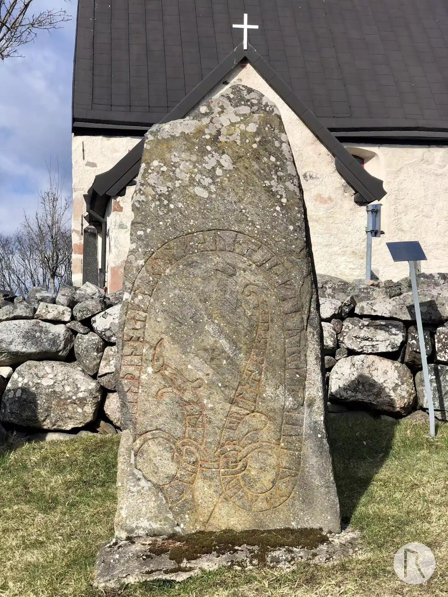 Runenstein U203, L2017:1668 in Angarn kirchspiel, Vallentuna gemeinde