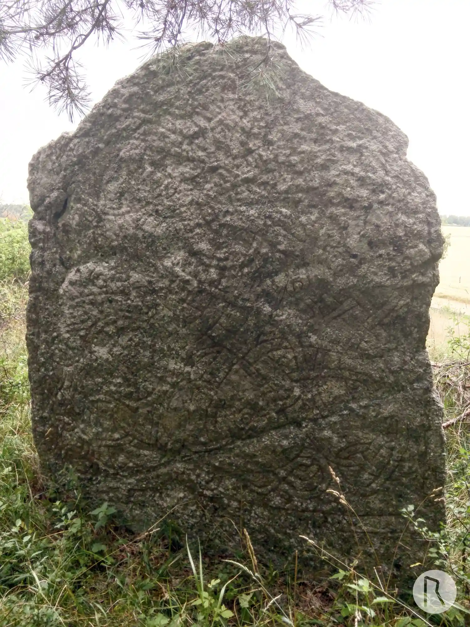 Runenstein U38, L2015:7329 in Sånga kirchspiel, Ekerö gemeinde