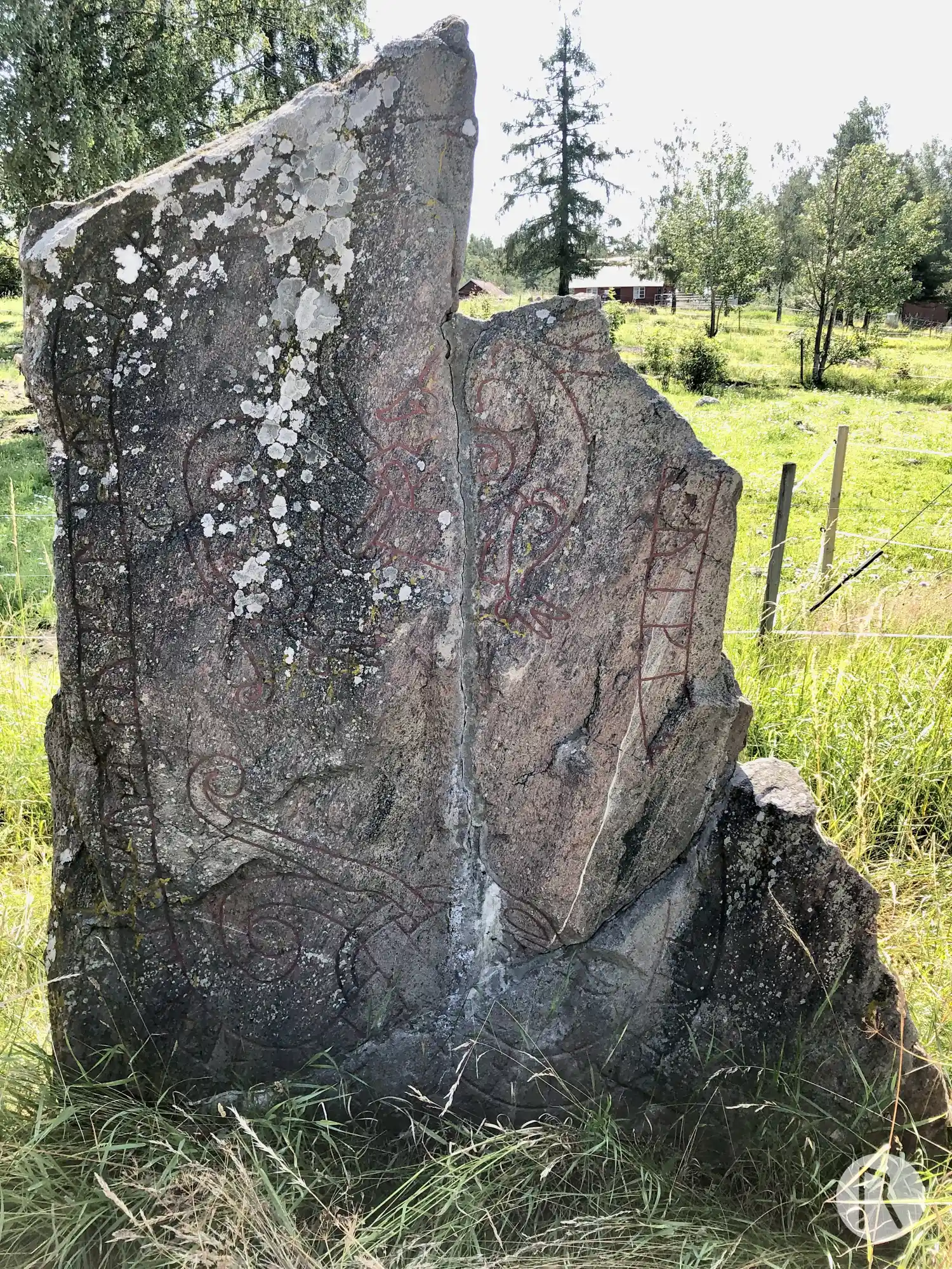 Rune-stone U428, L2016:7807 in Norrsunda parish, Sigtuna municipality