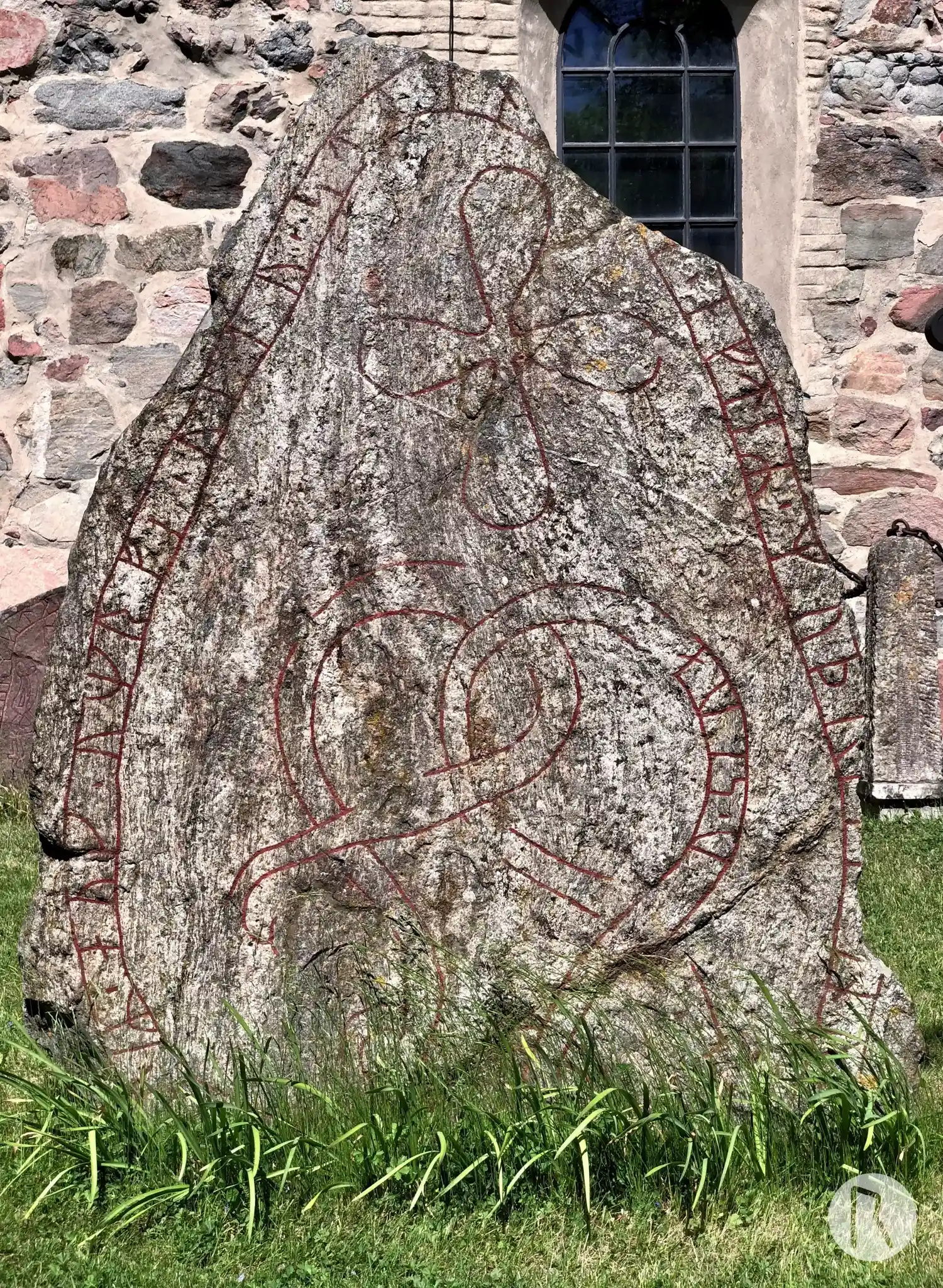 Inscriptions runiques dans la paroisse de Lovö