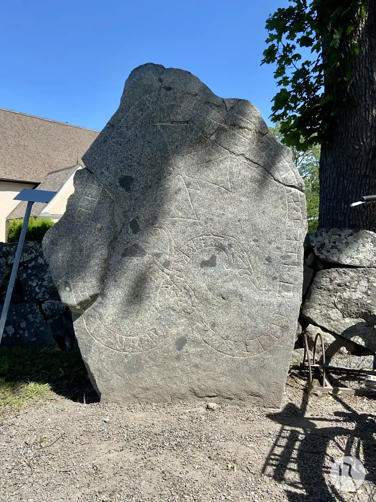 Rune inscriptions in Lagga parish