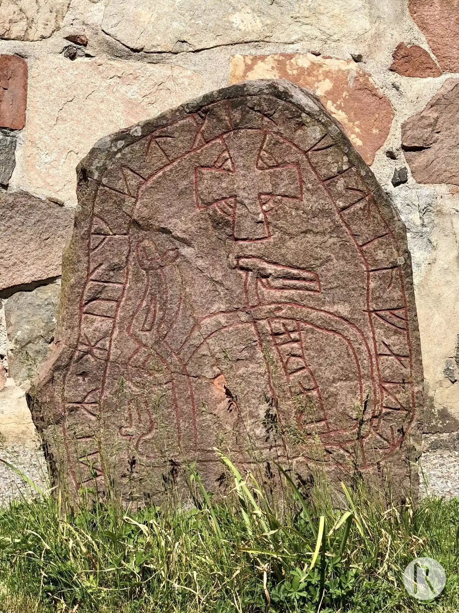 Pierre runique U49, L2016:5685 à Lovö paroisse, Ekerö commune