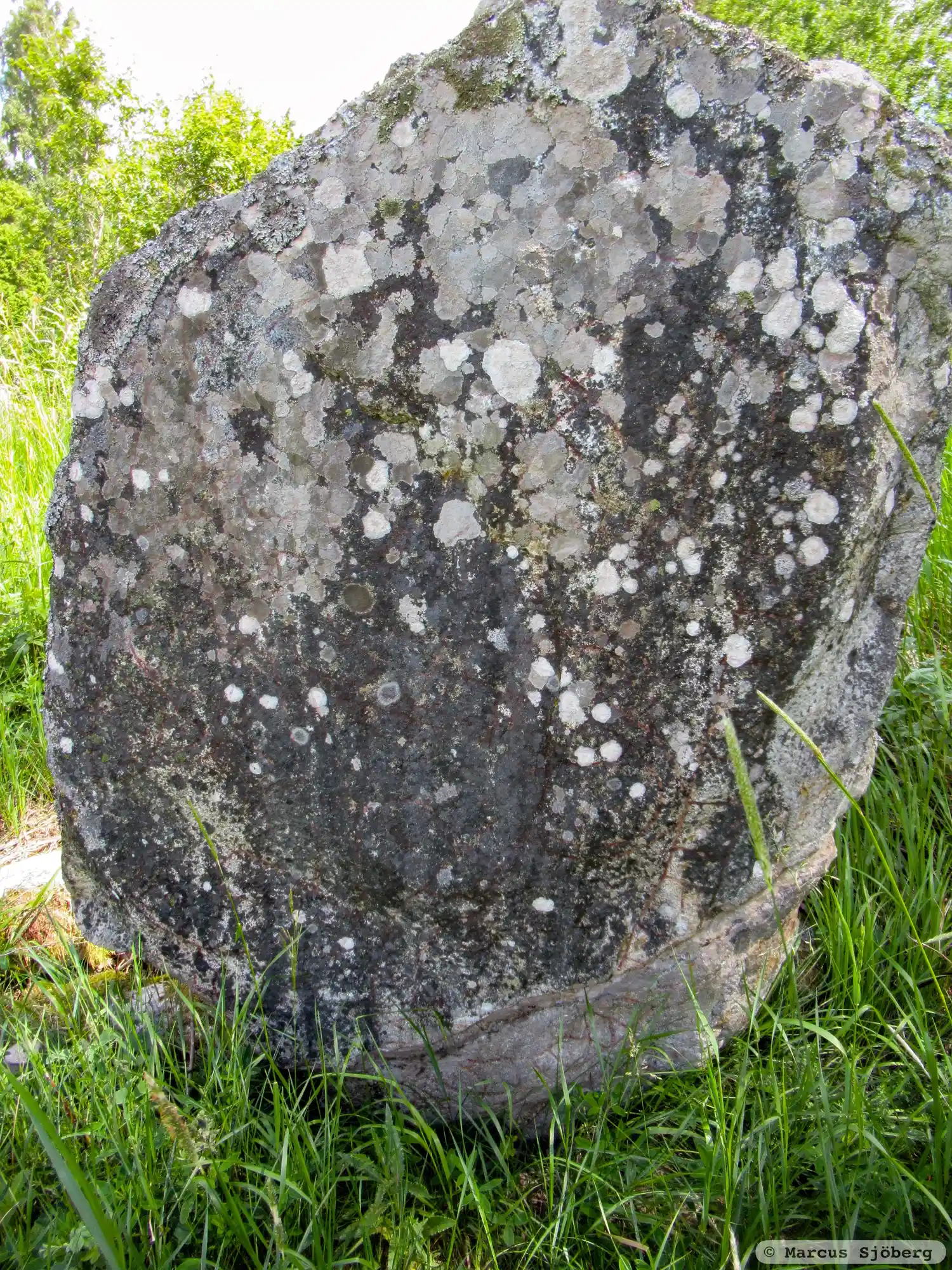 Rune inscriptions in Gottröra parish