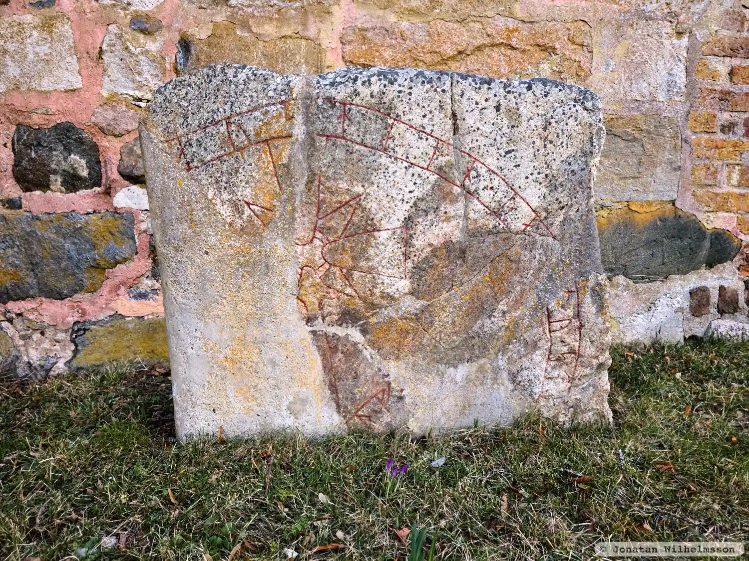 Runenstein U658, L2016:2191 in Håtuna kirchspiel, Upplands-Bro gemeinde