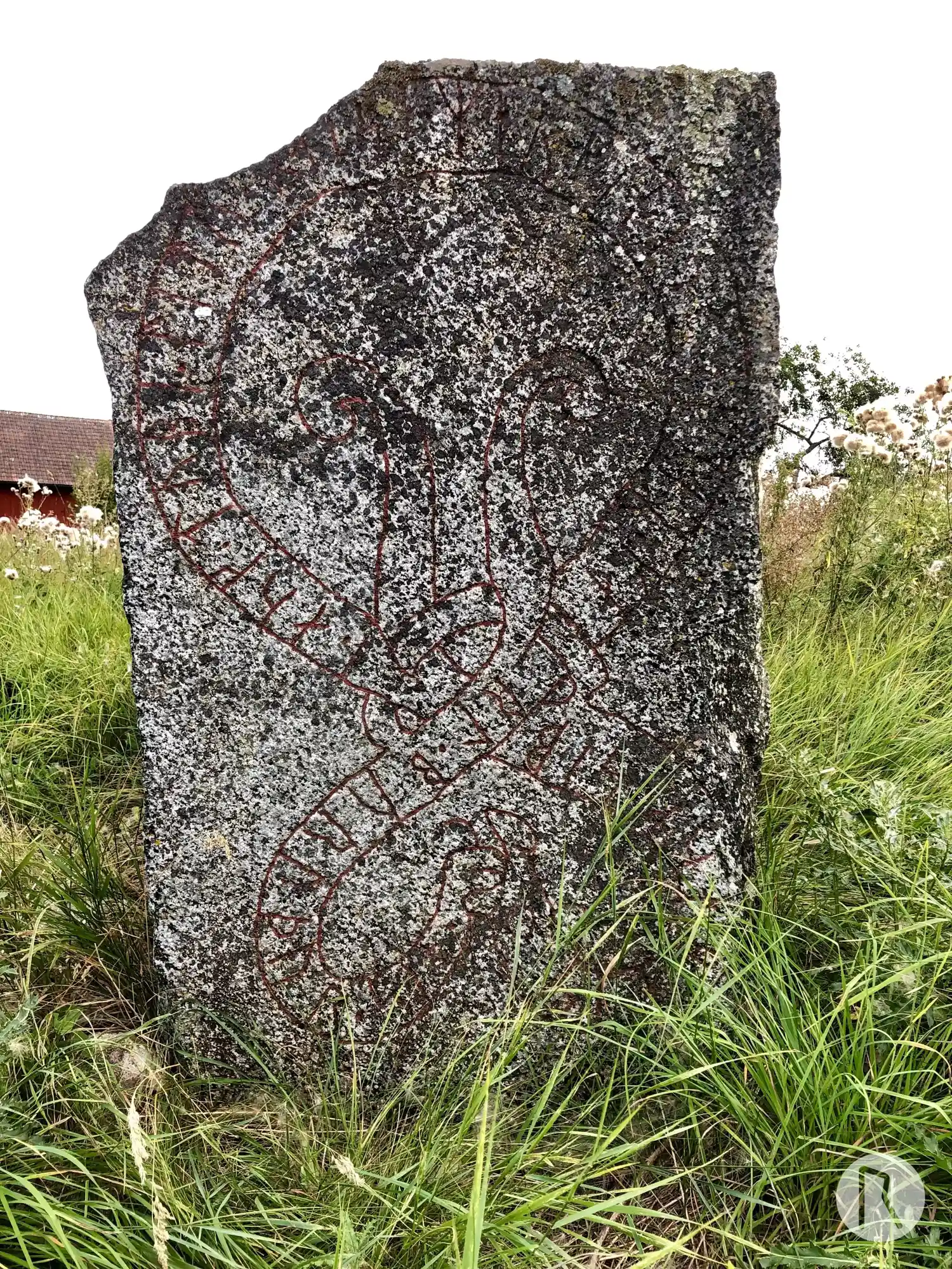Rune-stone U689, L1942:7232 in Skokloster parish, Håbo municipality