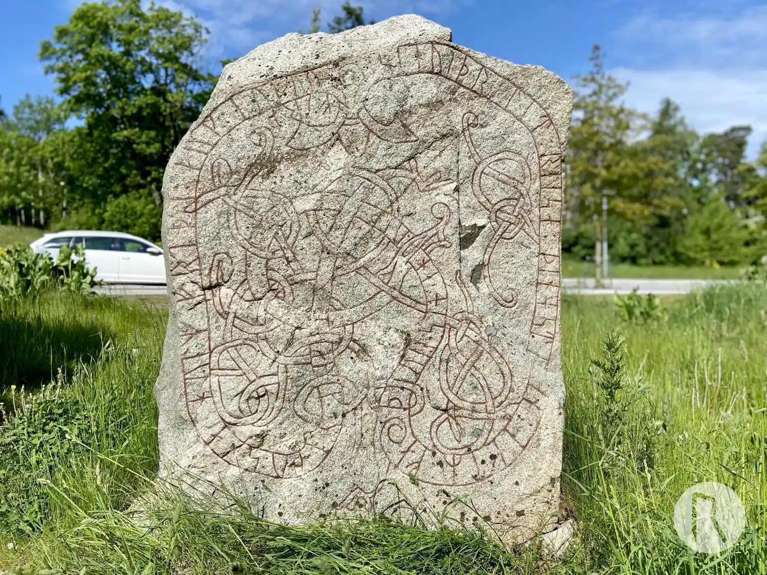 Rune-stone U75, L2013:1540 in Stockholm parish, Stockholm municipality