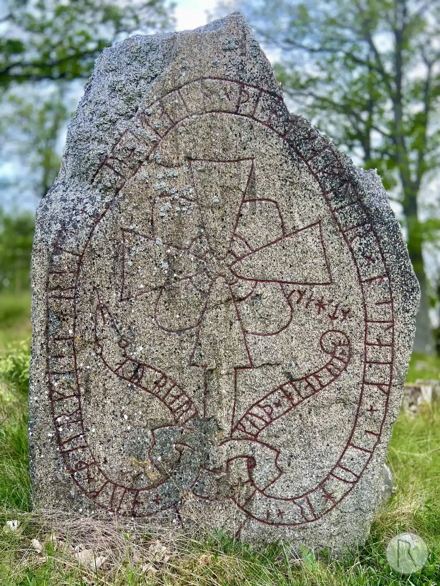 Rune-stone U774, L1943:3486 in Enköpings-Näs parish, Enköping municipality