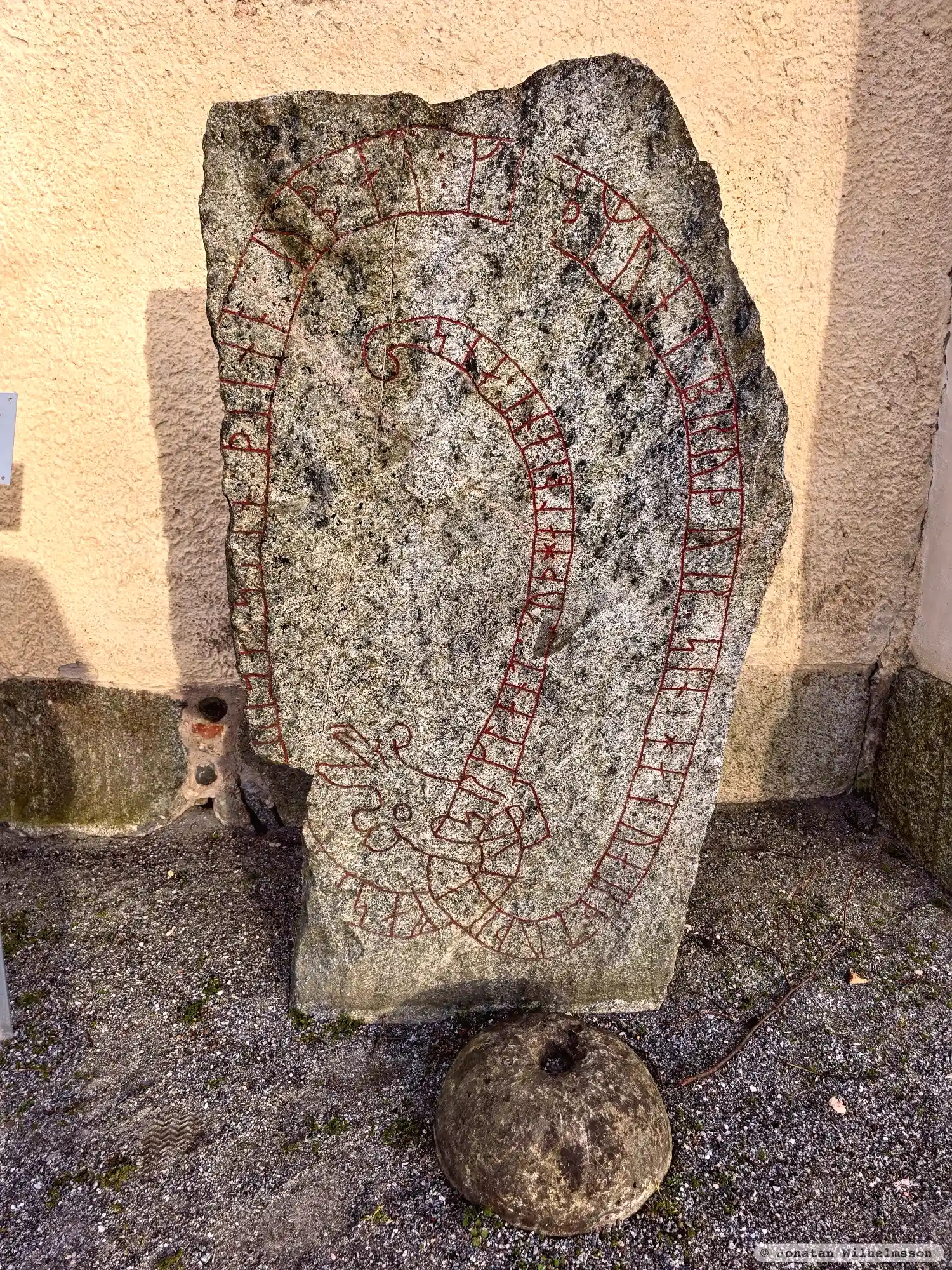 Rune inscriptions in Tillinge parish
