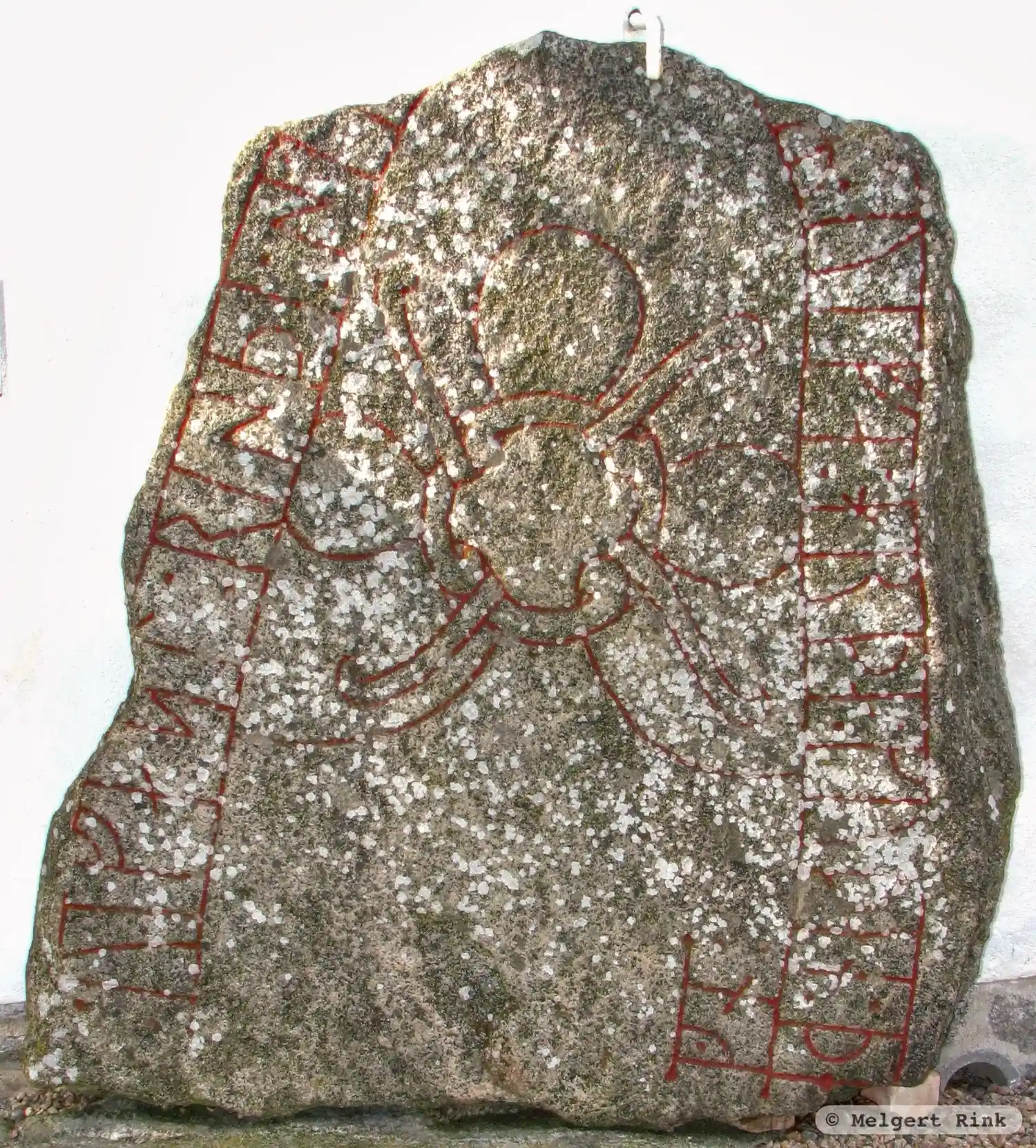 Rune-stone Vg151, L1966:2408 in Eggvena parish, Herrljunga municipality