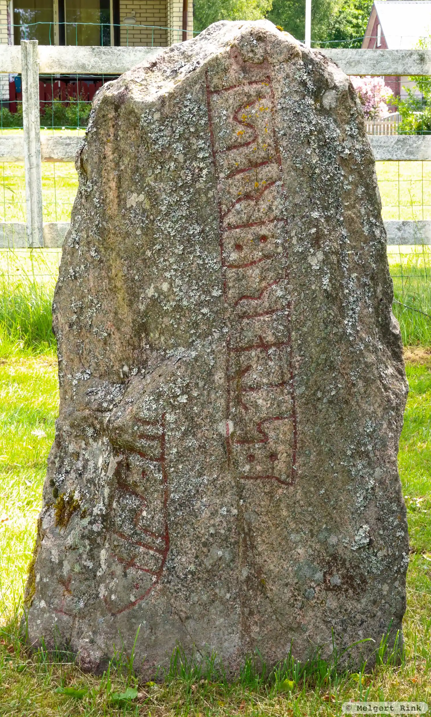 Rune-stone Vg172, L1966:1905 in Blidsberg parish, Ulricehamn municipality