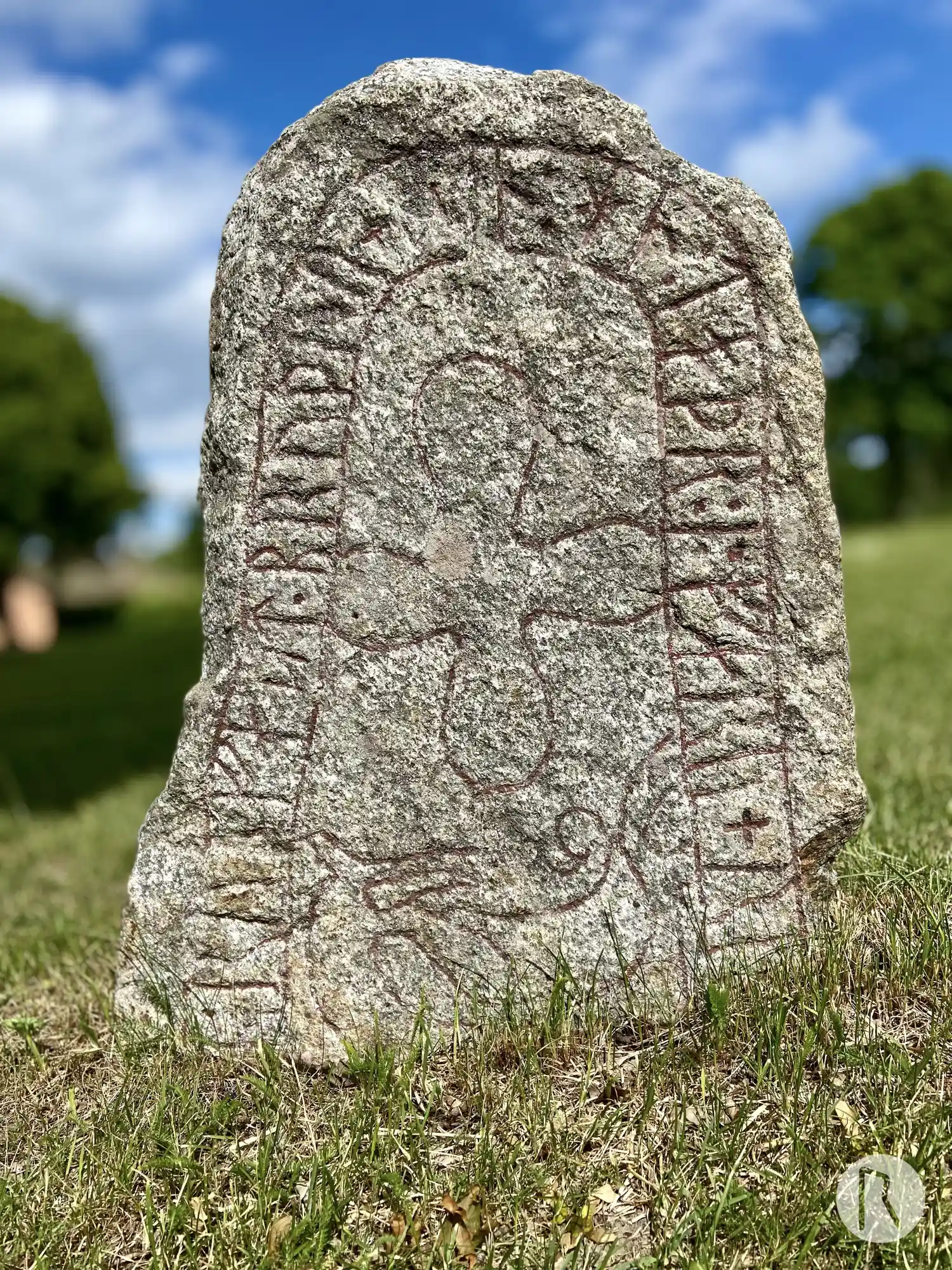 Rune-stone Vs22, L2004:7271 in Haraker parish, Västerås municipality