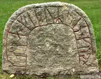 Runristning i gravkontext Vg22, L1962:5130