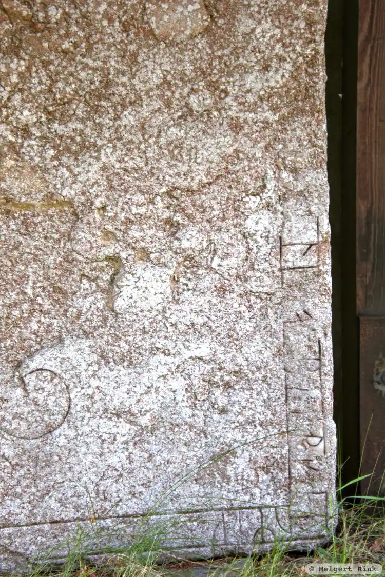 Fotografi av Runristning i gravkontext G27, L1975:1846 taget av Melgert Rink