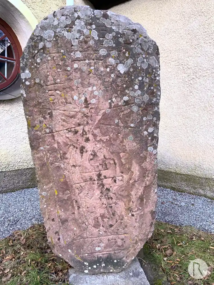 Fotografi av Runristning, L2017:1255 taget av Niklas Vackerdag