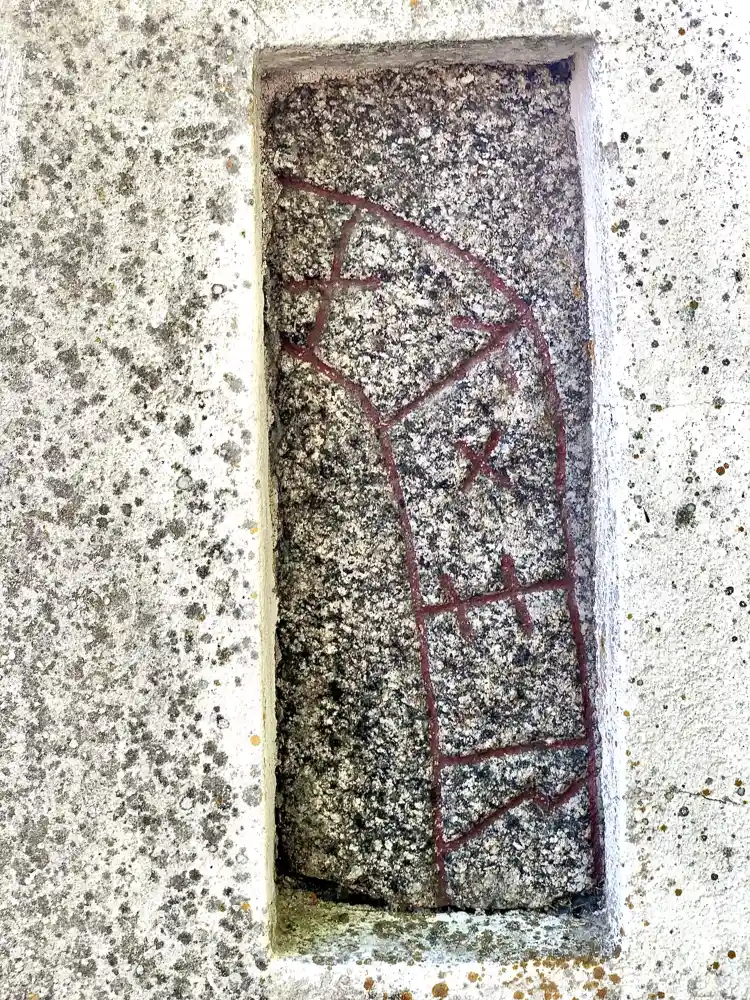 Fotografi av Runristning UFv1992;159A, L2015:2825 taget av Niklas Vackerdag