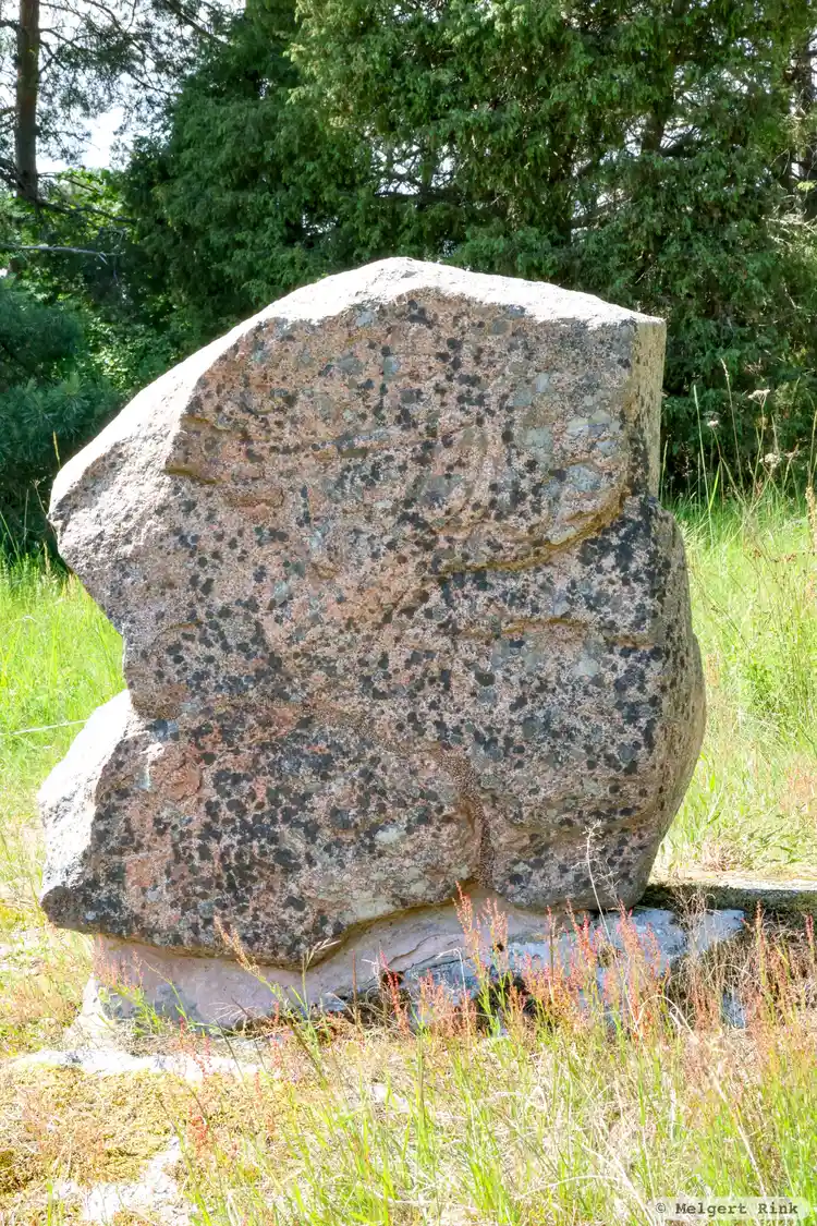 Fotografi av Runsten Gullbrostenarna, U237, L2014:2490 taget av Melgert Rink