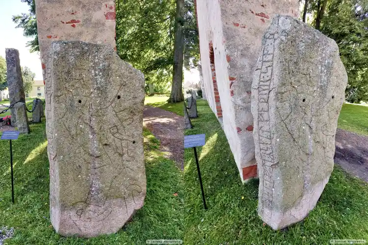 Fotografi av Runsten Ög179, L2010:7604 taget av Lorena Navarrete