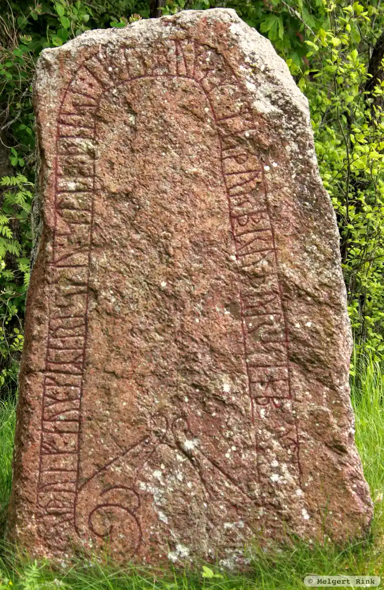 Fotografi av Runsten Ög207, L2010:6529 taget av Melgert Rink