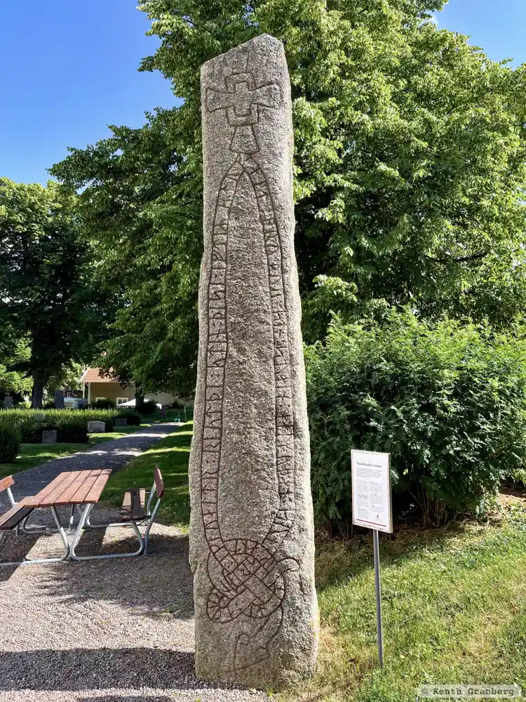 Fotografi av Runsten Ög66, L2012:3398 taget av Kenth Granberg