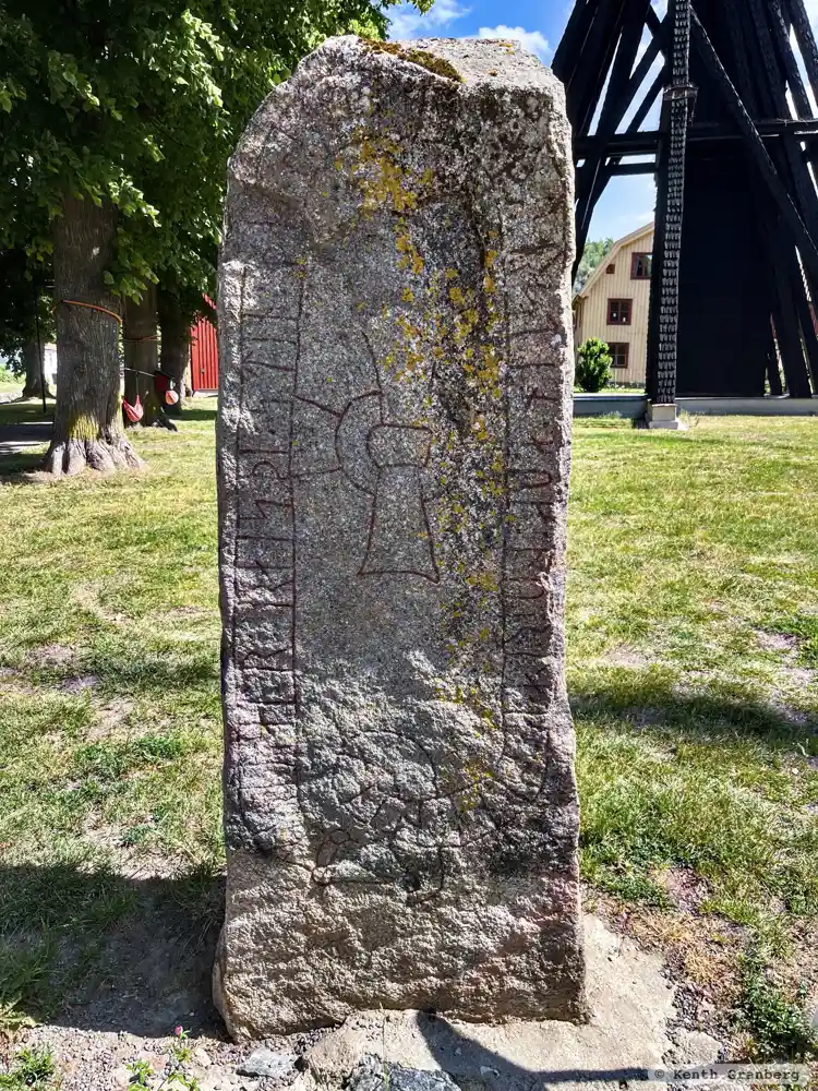 Fotografi av Runsten ÖgFv1966;102, L2010:3234 taget av Kenth Granberg