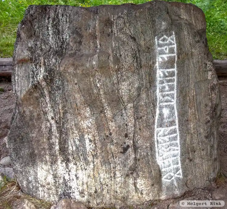 Fotografi av Runsten Skramlestenen, VrNOR1994;27, L2007:9573 taget av Melgert Rink