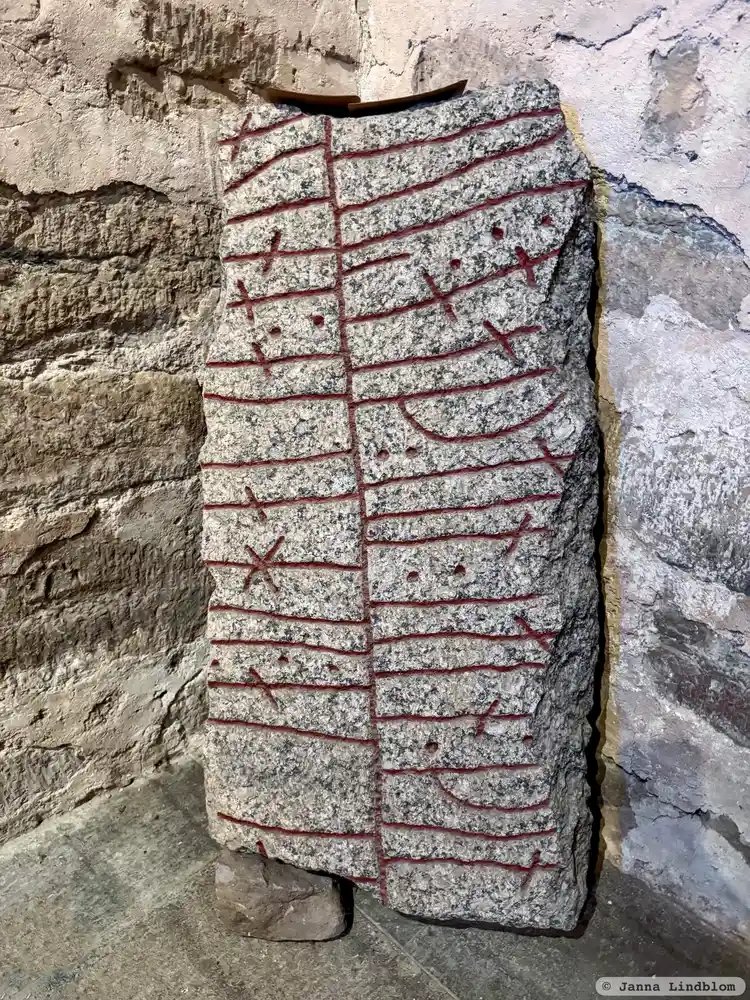 Fotografi av Runsten Slakastenen, Ög117, L2010:2957 taget av Janna Lindblom